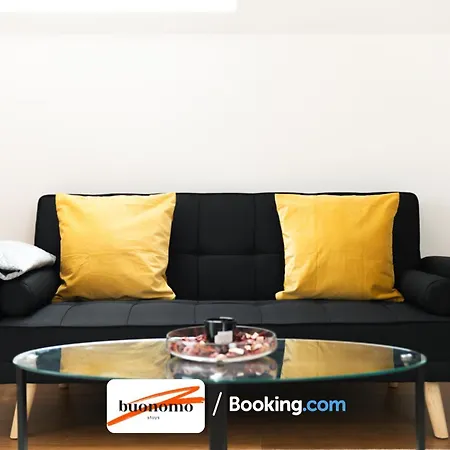 Two Bedroom Apartment At Buonomo Stays Short Lets & Serviced Accommodation London Exterior photo