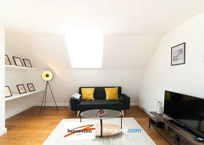 Two Bedroom Apartment At Buonomo Stays Short Lets & Serviced Accommodation