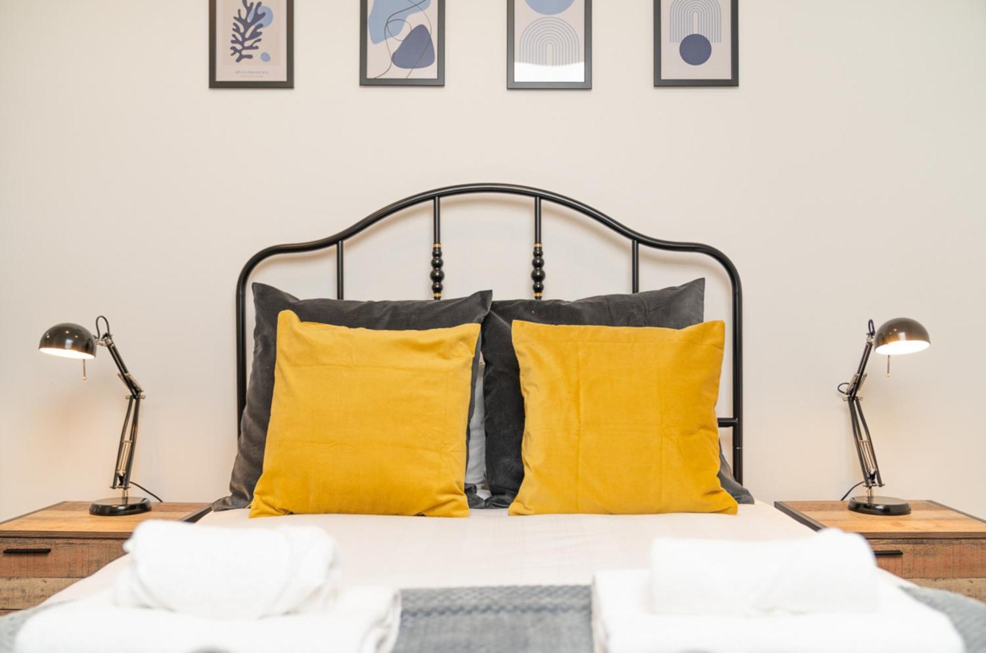 Appartamento Two Bedroom At Buonomo Short Lets & Serviced *