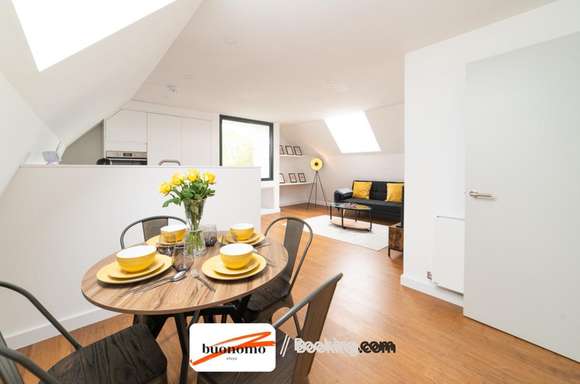 Appartamento Two Bedroom At Buonomo Short Lets & Serviced Londra