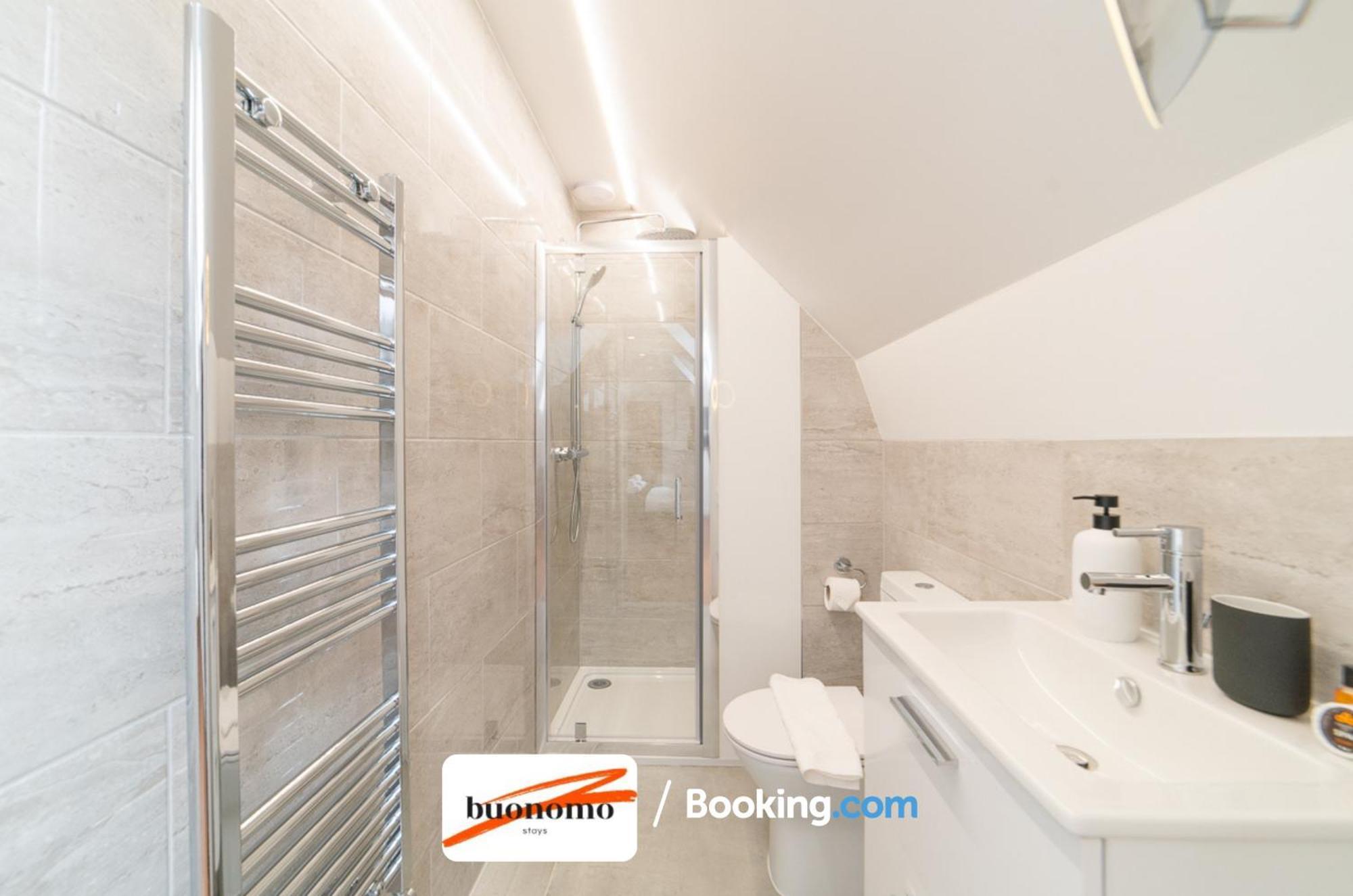 Appartamento Two Bedroom At Buonomo Short Lets & Serviced